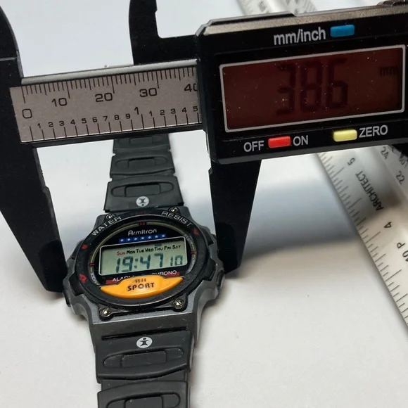 Armitron vintage digital watch, 40/6531, new battery, rubber strap